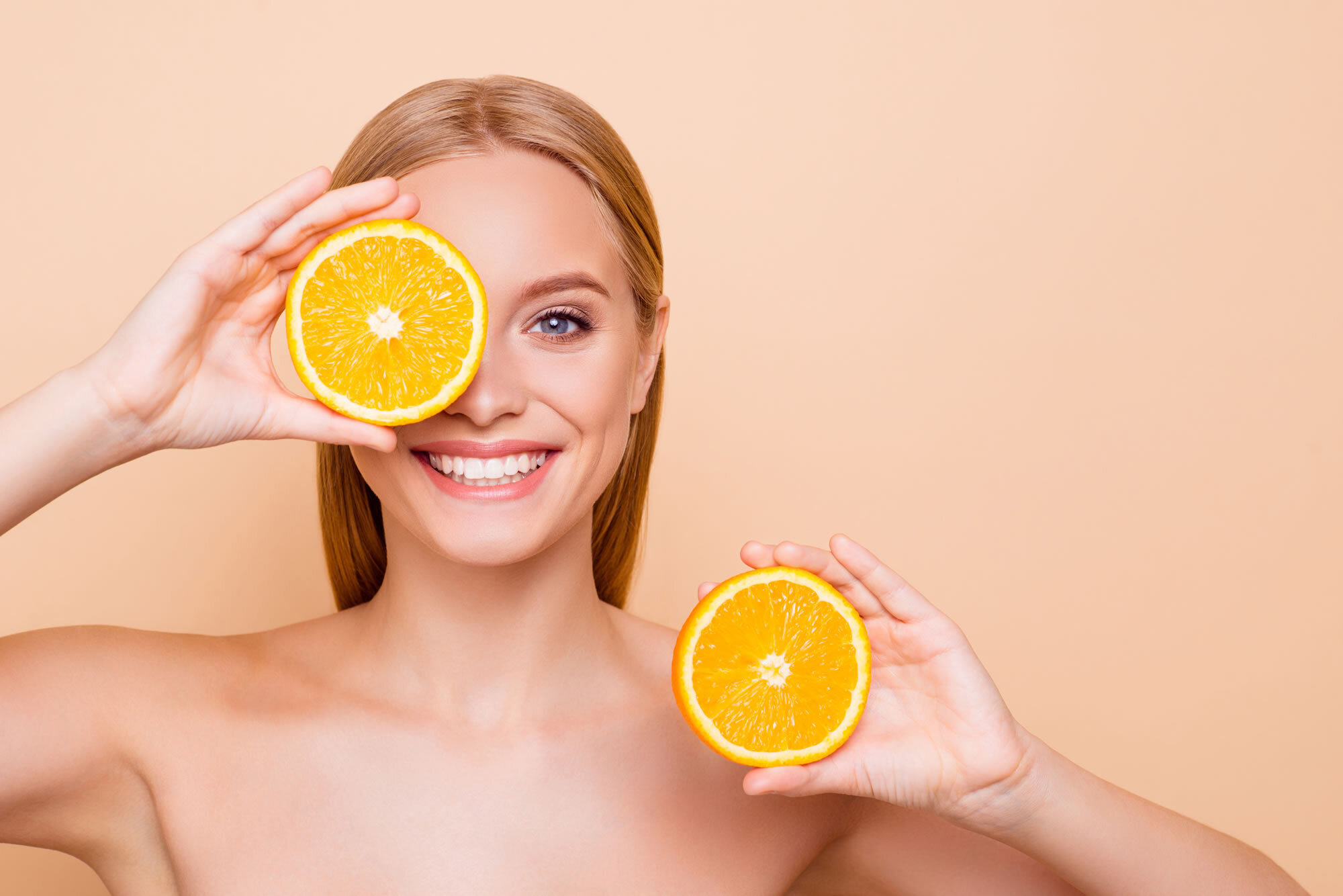 Vitamin C for the Skin: Is It Better to Eat it or Apply it?